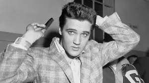 5 Elvis Presley Hits You Didn’t Know Were Covers