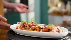 Chef Ranveer Brar shares tangy and crispy palak patta chaat recipe for monsoon cravings