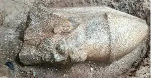 Cucumber farmers accidentally discovered a statue of an ancient Egyptian pharaoh.