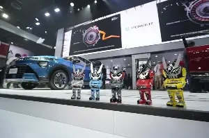 Daring Art in Motion: Nissan-Quiccs creative collaboration at PIMS