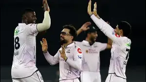 Rabada, Holder propel GT to the top of the table