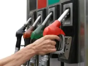 Fuel price rollback possible next week, DOE says