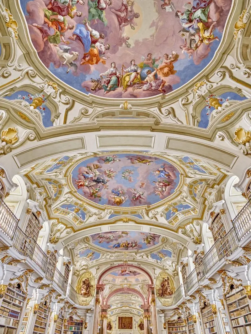 The world's most beautiful libraries are worth a trip - Photo 3.