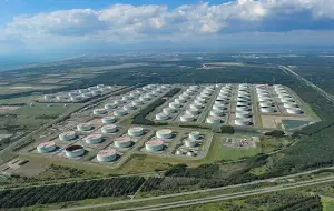 石油備蓄、５月１日から追加放出＝安定供給へ２０日分―政府