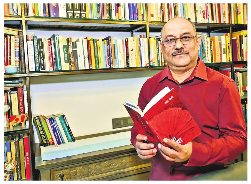 Marathi poet, editor and publisher Hemant Divate confesses