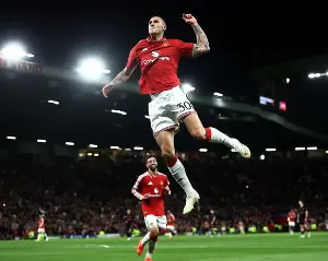 Man United win convincingly on their return to the Champions League.