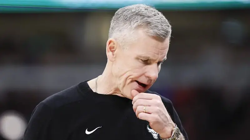 Chicago Bulls head coach Billy Donovan