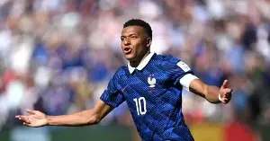 Mbappe's spectacular long-range strike sinks Senegal.