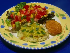 Quick Fix: Pesto Crab Cakes and Tomato Corn Salad