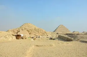 Egypt finds 2000-year-old coastal tombs and remains of a Byzantine city in western desert