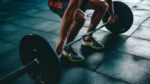 Vision going blurry during heavy workouts? Ophthalmologist explains why this happens: ‘Pressure increases inside eyes…’