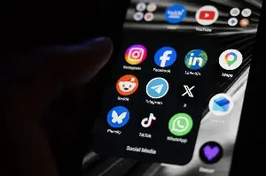 Group opposes blanket ban on social media