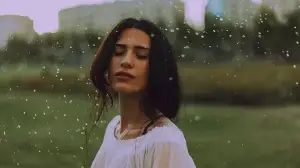 Can rainwater harm your skin and cause acne and breakouts? A dermatologist separate facts from myths
