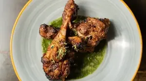 Looking for healthy, air fryer dishes? Try this delicious tandoori chicken leg recipe with 55 g protein and minimal oil
