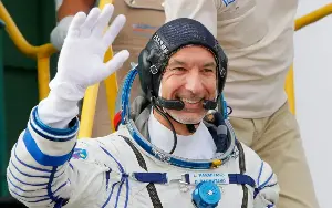 Astronaut Luca Parmitano: ‘In zero gravity it feels like you’re covered in pixie dust’