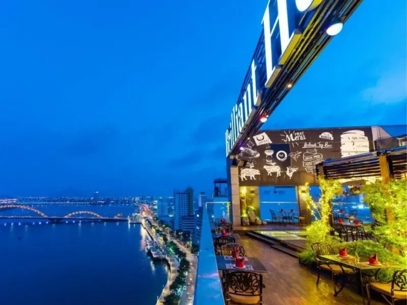 You can watch the fireworks live from Brilliant Top Bar.