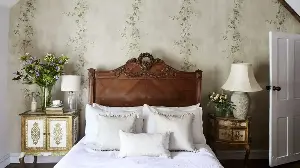 6 thrift store finds that designers say you need to add to your bedroom