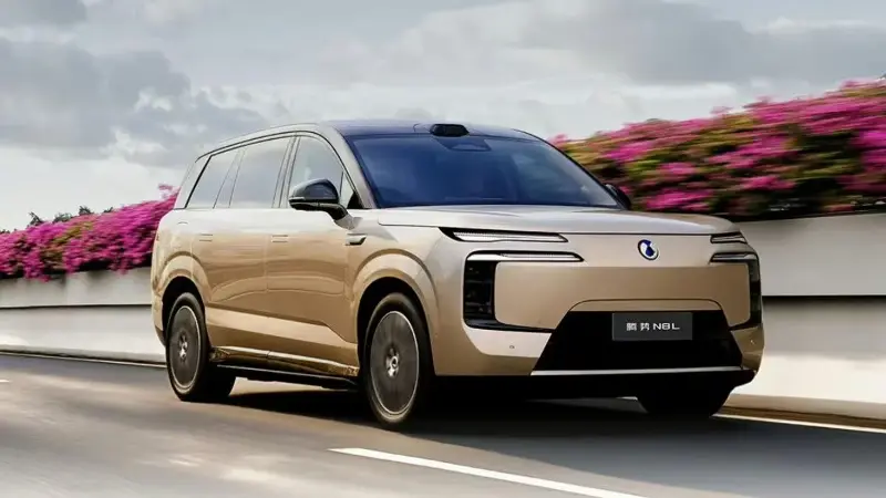 2026 Denza N8L Electric SUV Price: Information, Features, and Pricing in Vietnam - Image 3.