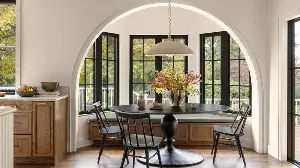 The Banquette Trend Is Taking Over Kitchens, But Is It Actually a Functional Nightmare?