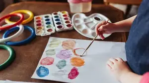5 screen-free activities to keep your child engaged and entertained before the summer vacation ends