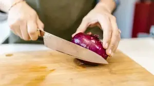 Everyday Explained: Can you cut off the mouldy part of an onion and eat the rest?