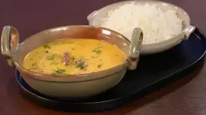 Add a protein-rich twist to your kadhi with Sanjeev Kapoor's delicious, unique moong sprout kadhi: Here's how to make it