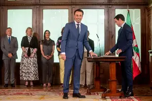 La UCO detecta 1.288 mensajes entre Leire Díez y el vicelehendakari: PSOE y PNV en la trama de la SEPI