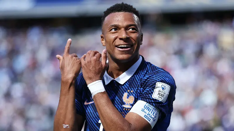 Mbappe responds to his critics