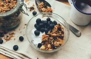 Is your ‘healthy’ breakfast raising your blood sugar? Doctor explains which everyday foods you may need to rethink