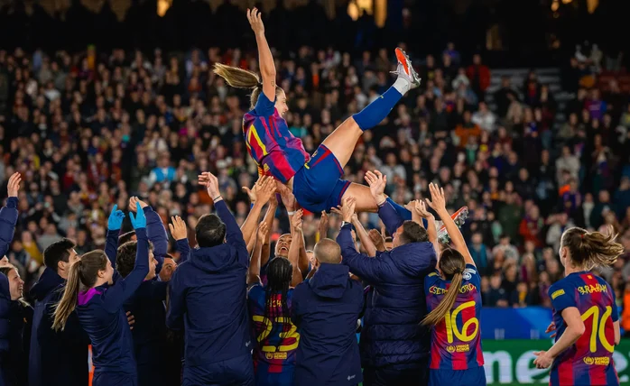 Putellas ra sân lần thứ 500, Barcelona vùi dập Real Madrid tứ kết Champions League nữ - Ảnh 6.