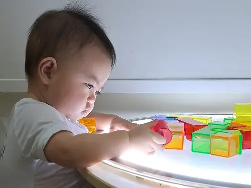 infant care in Singapore light table exploration