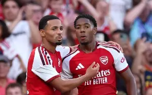 Ethan Nwaneri's future at Arsenal: A difficult decision between the PSR dilemma and the Hale End legacy.