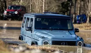 Mercedes-Benz has filed a patent for an off-road SUV that can float on water.