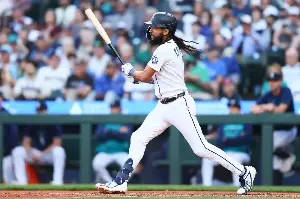 Cal Raleigh clutch in return to Mariners, backs Logan Gilbert’s gem in win over Orioles