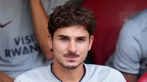 Julian Alvarez set to split with long-term agent following Atletico Madrid rift and Barcelona transfer chaos