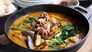Lenten recipe: Kare-Kareng Gulay with Crispy Calamares