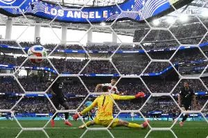 Mauricio Pochettino’s World Cup lineup gamble doesn’t pay off in US loss to Turkiye