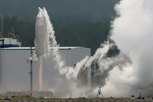 Japan lands SpaceX-style reusable rocket for first time