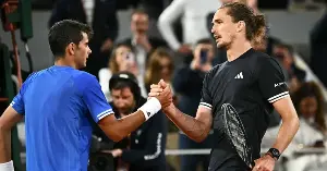 Roland Garros 2026: Alexander Zverev and Jakub Mensik quell teenage upset.