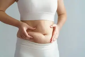 Beware of 3 habits that make office workers prone to accumulating visceral fat.