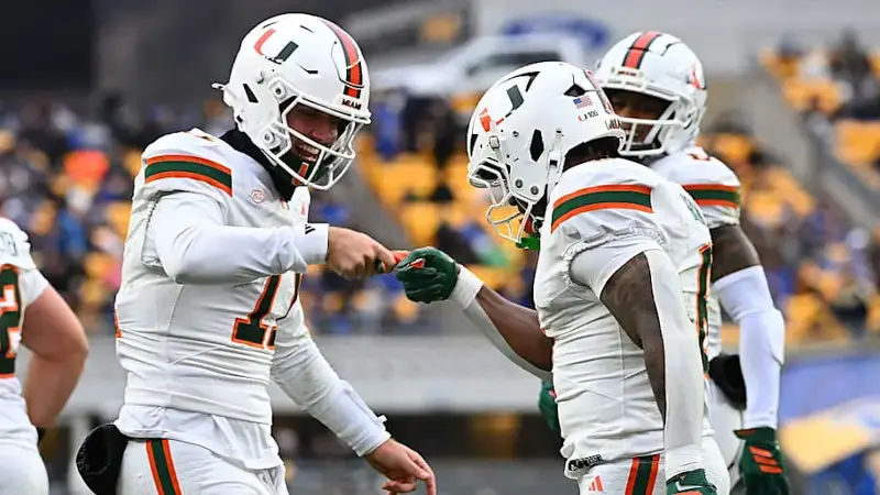 Charmar Brown, Carson Beck