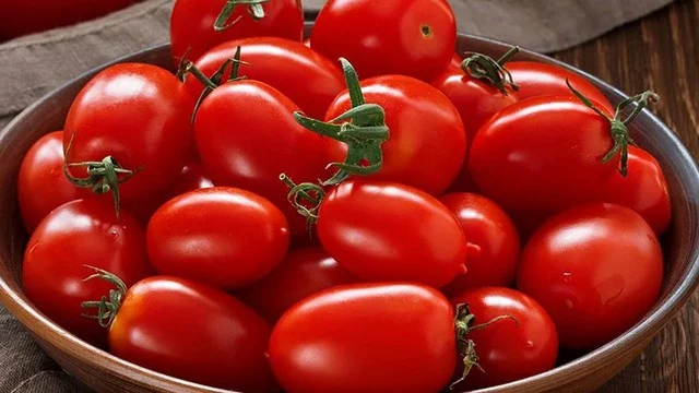 Chỉ với 3 cách bảo quản này, bạn đã có cà chua để dành dùng quanh năm - Ảnh 1.