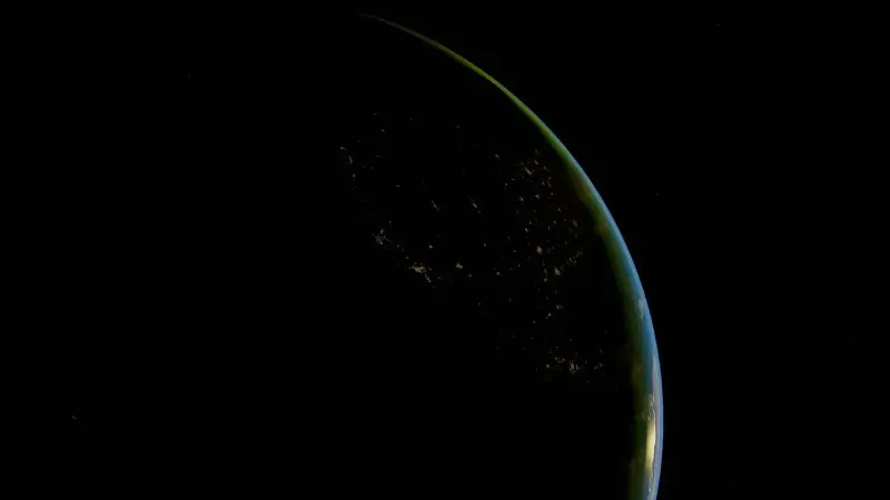 satellite constellation earth orbit