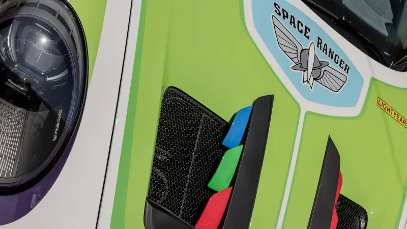 Porsche 911 GT3 RS Buzz Lightyear Toy Story 5