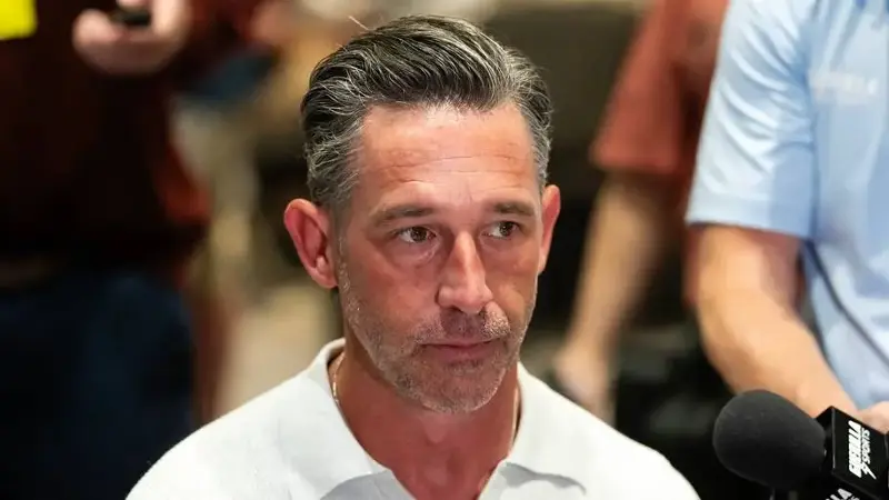 San Francisco 49ers head coach Kyle Shanahan 