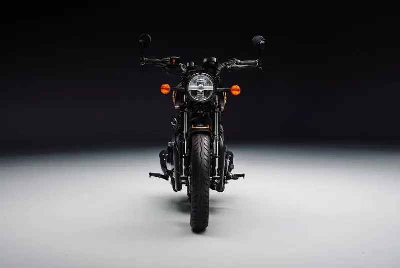 Royal Enfield Shotgun 650 Rough Crafts
