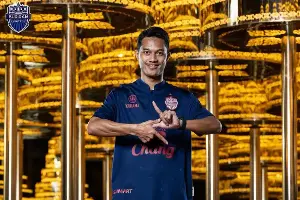 Champions Buriram add 6 new stars