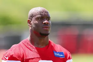 Kenneth Walker III draws Maurice Jones-Drew comparison ahead of Chiefs debut