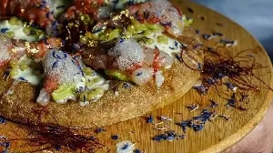 6 Gluten-Free Pizza Crust Recipes That Ensure Extra Carbs Stay At Bay