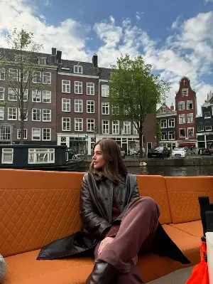 Bea Alonzo posts Europe travel photos amid rumors of a canceled wedding